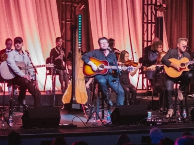 Music-City-Hit-Makers-2_400x300_acf_cropped